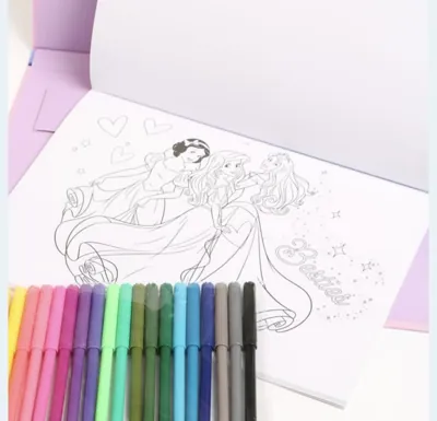 Детски комплект за рисуване Disney Princess – книжка за оцветяване + 24 цветни флумастера 1